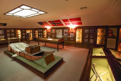 Interior 5