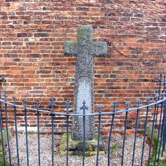 Hirst Courtney War Memorial