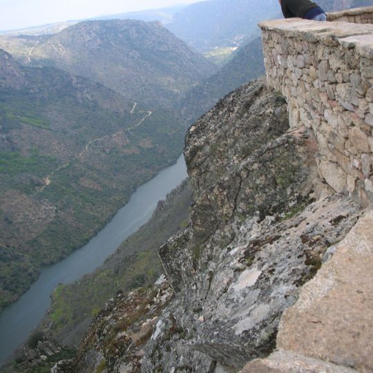 Mirador del Aguila, Mieza