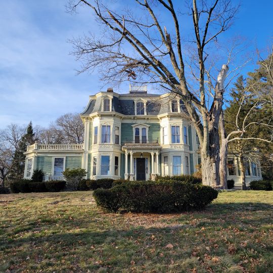 Oak View, Norwood, Massachusetts