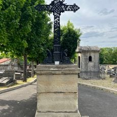 Cemetery cross of Villeneuve-Saint-Georges
