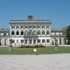 Villa d'Adda-Borromeo
