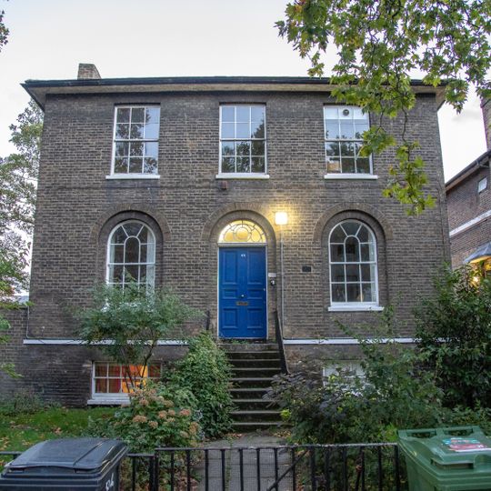 82, Vassall Road Sw9