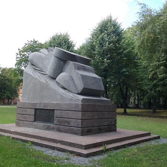 Monument to Latvian autotank regiment
