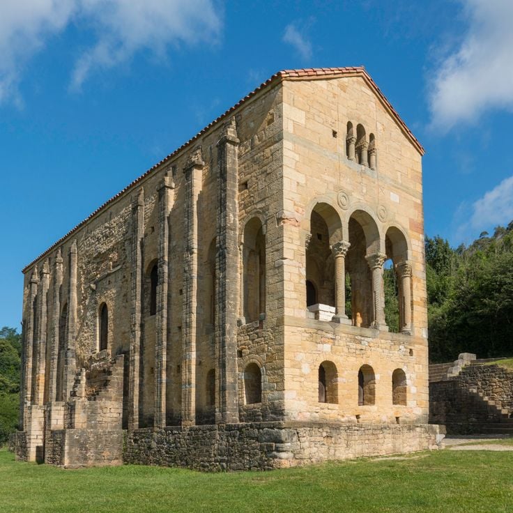 Santa María del Naranco