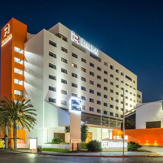 Hotel Real Inn