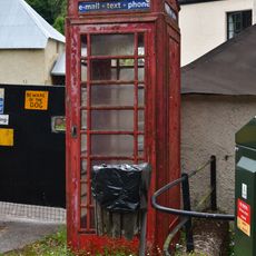K6 telephone kiosk, Combeinteignhead