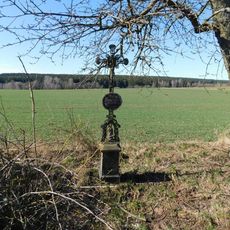 Kříž u polní cesty severně od Čáslavska