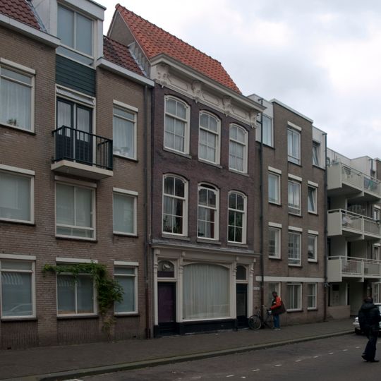 Lange Beestenmarkt 94, The Hague