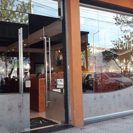 Cafetería y heladería"Trevi"