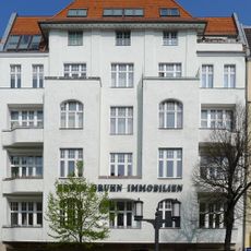 Mietshaus , Läden Kaiserdamm 18