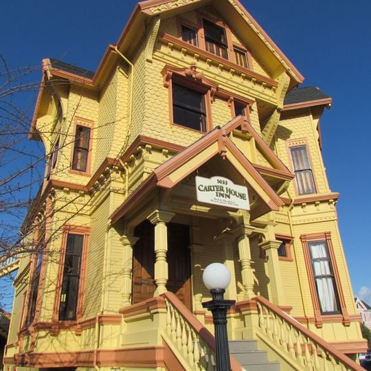 Carter House Inn
