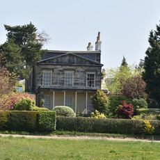 13, Calverley Park