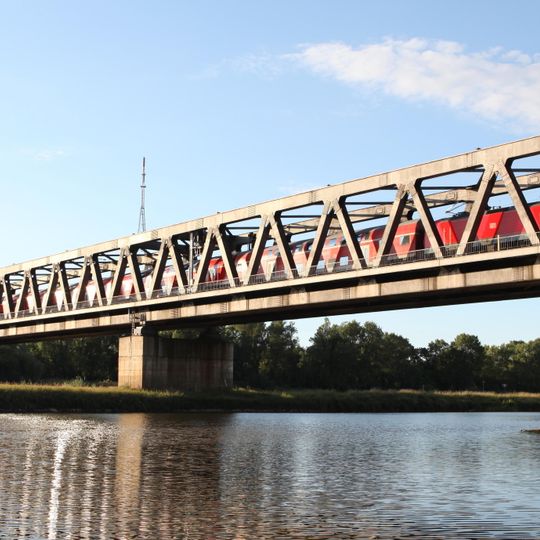Herrenkrug-Eisenbahnbrücke