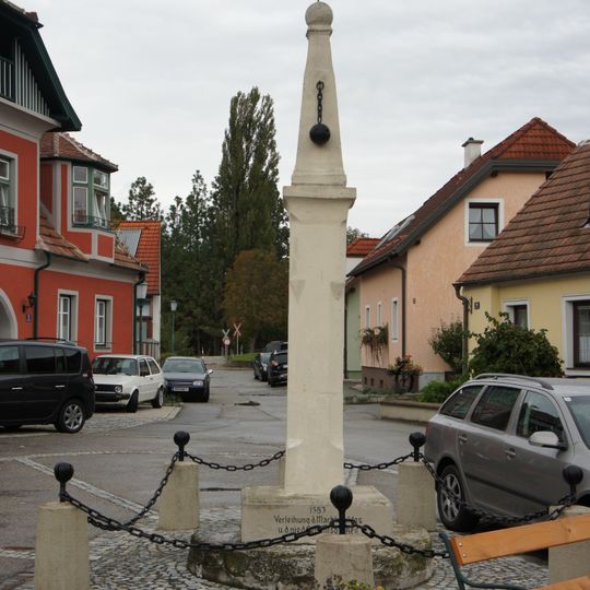 Listed objects in Austria, whipping post, pillory