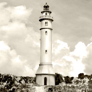 Maniguin Island lighthouse