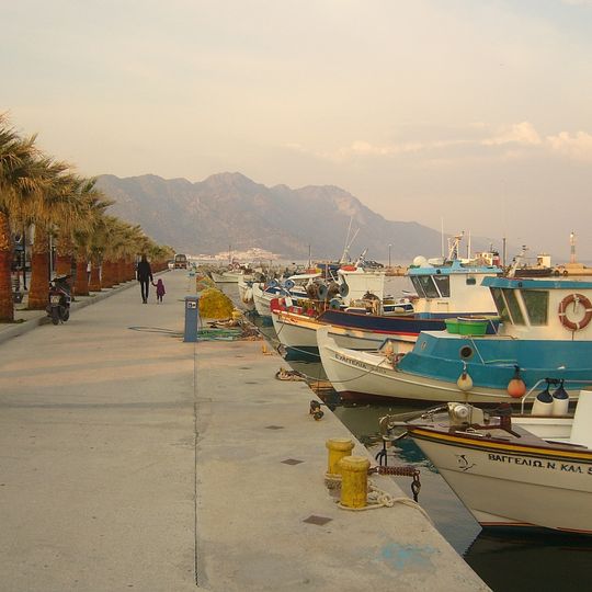 Irakleides municipality