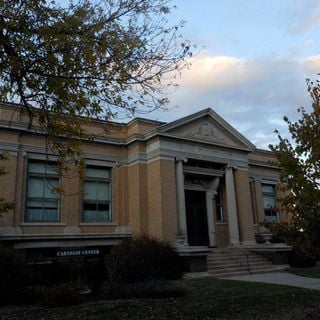 Minot Carnegie Library
