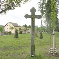 Kříž před hřbitovem v Jamské ulici v Žďáru nad Sázavou