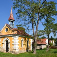 Kaple na návsi v Židovicích