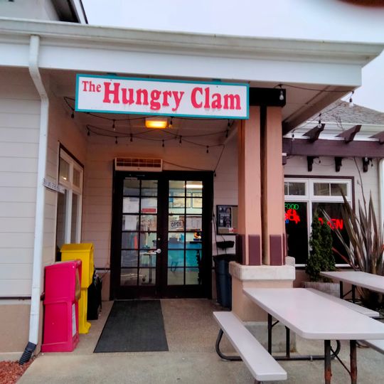 Hungry clam