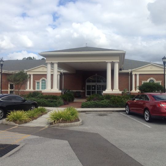 Upper Tampa Bay Regional Public Library