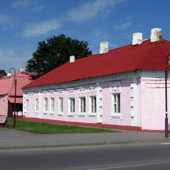 Karla Marksa Street 7, Iŭje