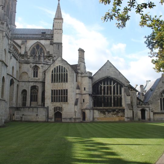 Cathedral Treasury, Vestry And Library