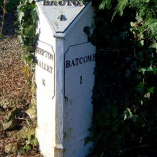 Milepost On Roadside At Ngr St 6835 3984