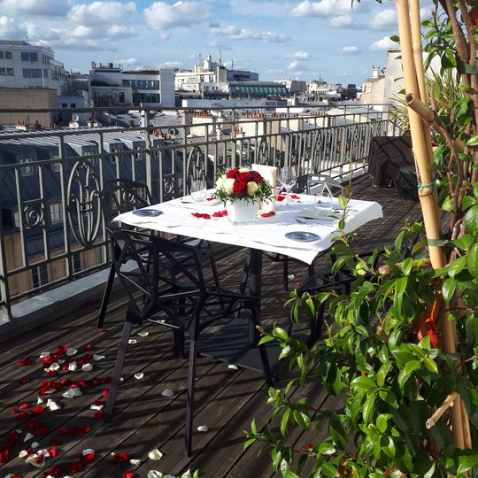 Hotel Marignan Champs-Elysées