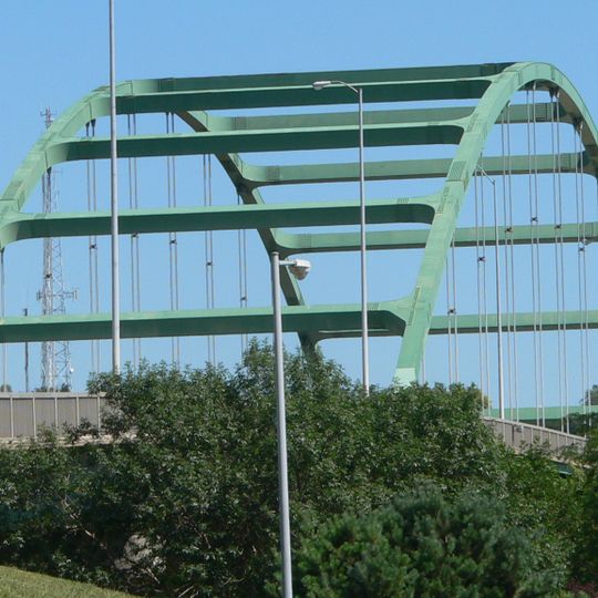 Siouxland Veterans Memorial Bridge