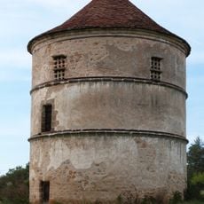 Pigeonnier du château d'Assier