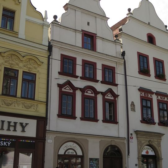 Náměstí Republiky 18