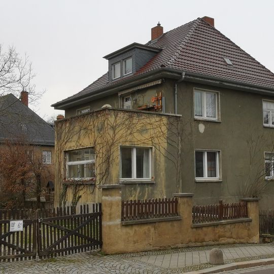 Friedrich-Ebert-Straße 21