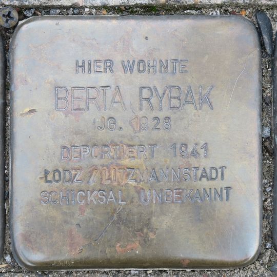 Stolperstein en memoria de Jeti Rybak