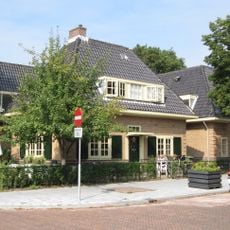 Vrijstaande woning, onderdeel van het complex Onder Dak