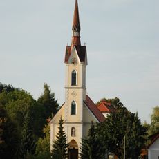 Kath. Filialkirche, Hl. Dreifaltigkeit