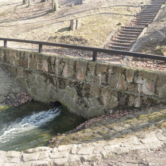 Lávka přes kanál Rokytky