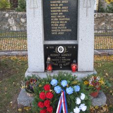 Pomník padlým ve Starém Smolivci