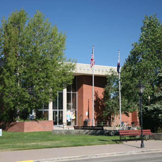Lake County Courthouse