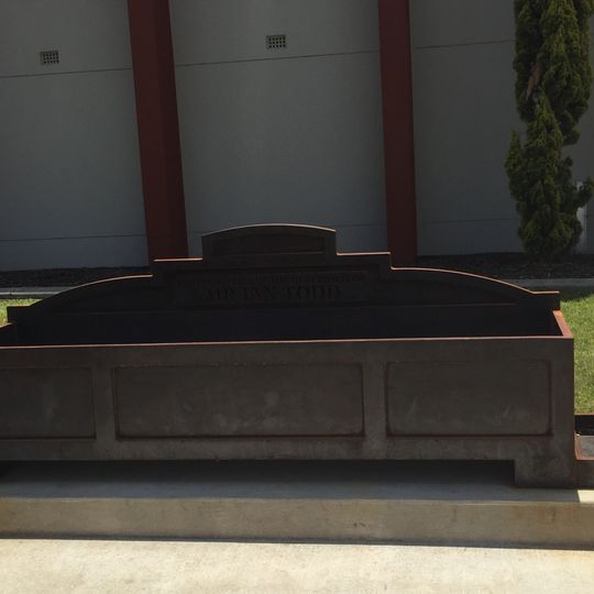 Bills horse trough reproduction, Griffith