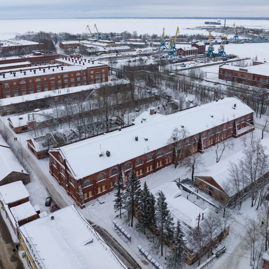 Комплекс мастерских вдоль Петровской улицы: мастерская