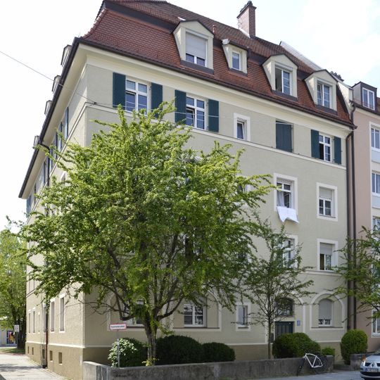 Mietshaus