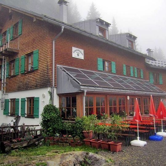 Schwarzenberghütte