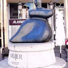 Monumento a la Mujer Palentina (La Gorda)