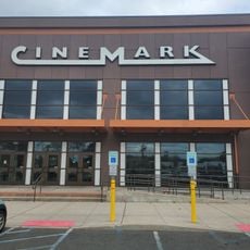 Cinemark Watchung and XD