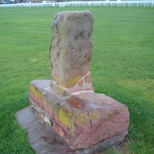 Base and part shaft of Roodeye Cross at SJ 4016 6584