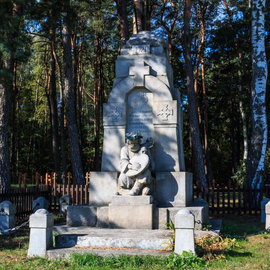 Památník ukrajinských vojáků u vojenského hřbitova v Ladech v Podještědí