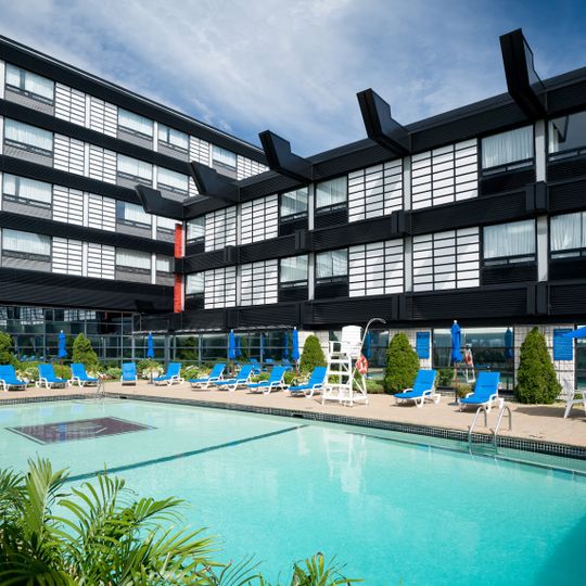 Hotel Ruby Foo's