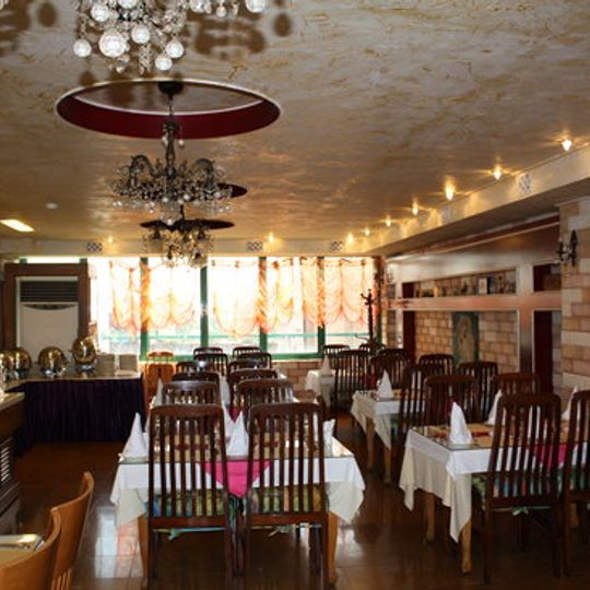 Usmania Restaurant